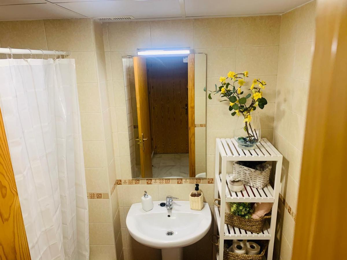 Bonito Apartamento Junto Al Gran Teatro Falla Cádiz Eksteriør bilde